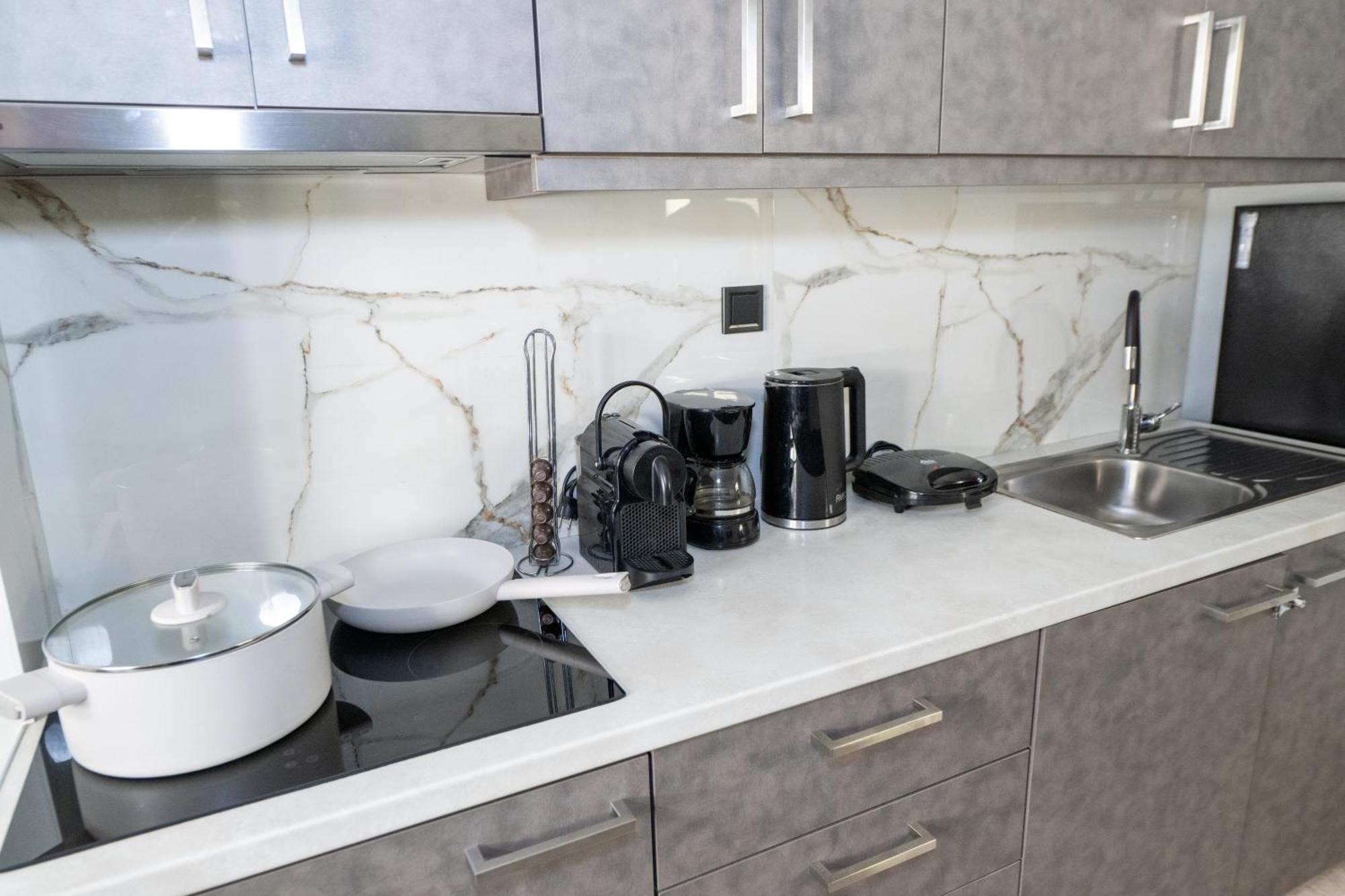 Giolanda Patrasso - Modern Apartment In The Center Of פאטרה מראה חיצוני תמונה